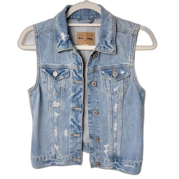 Hollister Denim Vest Distressed Light Wash  Size S - Picture 1 of 2